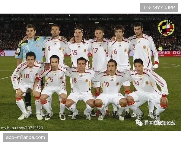 法布雷加斯与哈维控球方式分化下形成多点组织趋势