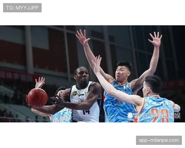 关键战抢断+拦截：坎特的大场面表现